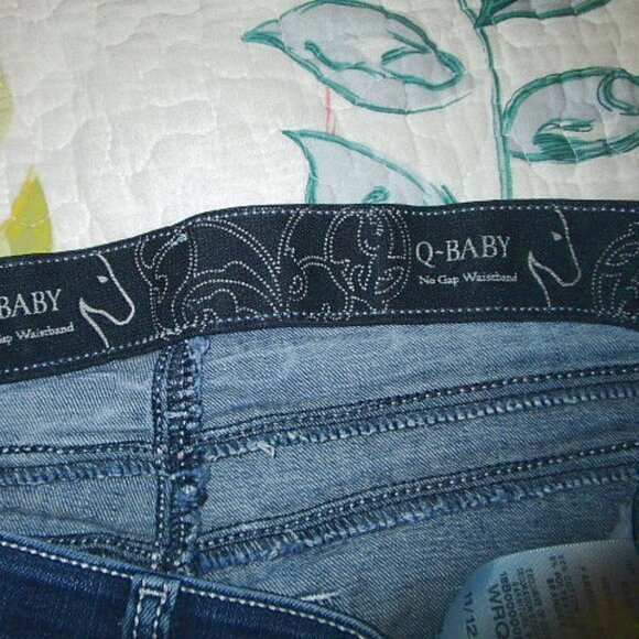 Wrangler Q-Baby Booty Up Jean Shorts Size 12 Bermuda Cut Offs Stretch Denim Stud - Picture 6 of 10